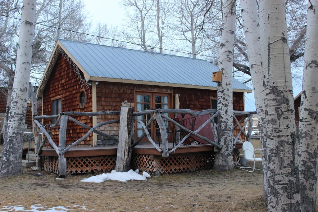 Twin Lakes Resort Bridgeport Exterior photo